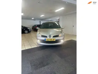 Renault Clio 1.6-16V Privilège.AUTOMAAT,Airco