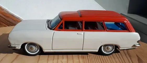Bandai - Opwindauto Opel Rekord Wagon - 1960-1969 - Japan