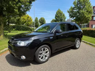 Mitsubishi Outlander 2.0 PHEV Instyle