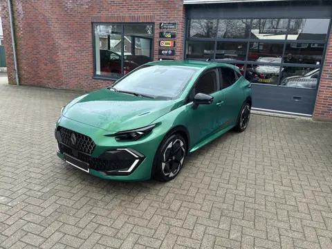 Renault Clio 1.8 Hybrid 160 techno/Direct leverbaar