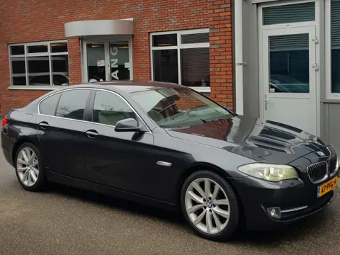 BMW 5 Serie 523i Aut Navi Leder Sportint 19" Xenon Ecc