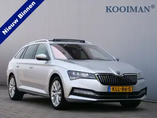 Škoda Superb Combi 1.4 TSI iV Style 218 Pk Automaat Navi / DAB / Apple Carplay / Pano-dak