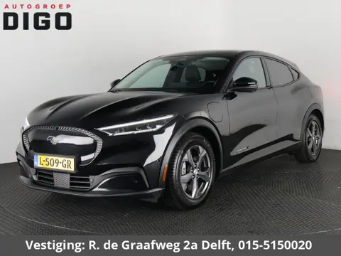 Ford Mustang Mach-E Extended RWD 98 kWh SOH 94% | Navigatie | Trekhaak | Stuur-& Stoelverwarming | L