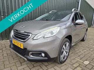 Peugeot 2008 1.6 VTi Allure panoramadak