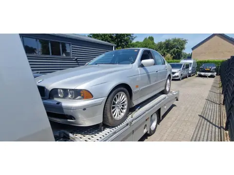 BMW 5-serie 530i Executive MOTORSCHADE !!!!
