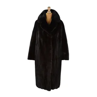 Artisan Furrier - Nerts Bontjas