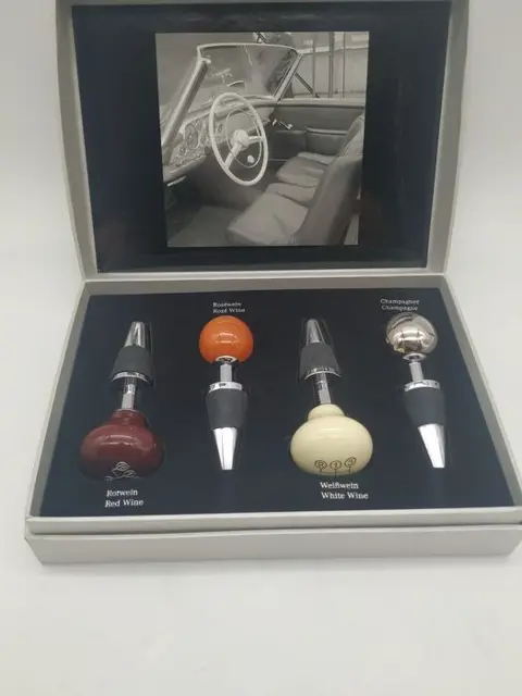Decoratief object - Tapones de vino - Mercedes-Benz - Na
