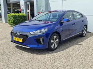 Hyundai IONIQ Comfort EV - SOH 95% | Carplay | Adpt. Cruise | Cam. | All-seasons