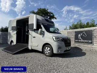 Renault Master | HORSETRUCK | STX | STALLION 3XL | 2023 | 165PK | HENGST | 3-SEAT | 48.032KM | MANUE