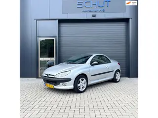 Peugeot 206 CC 1.6-16V CC LEDER | CV | CARPLAY | APK | NAP | ORIG NL AUTO!
