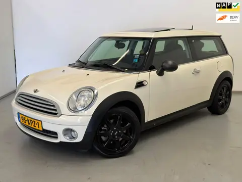 Mini Clubman 1.4 One Anniversary MK II / Pano / NL-auto