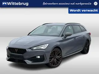CUPRA Leon Sportstourer 1.4 DSG e-Hybrid Black Edition / CUP Bucket seats / Panorama / Achteruitrij 