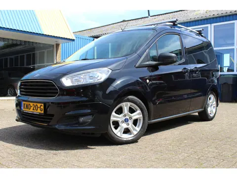 Ford Tourneo Courier 1.0i "Titanium" Clima - Cruise !!! 100 Pk