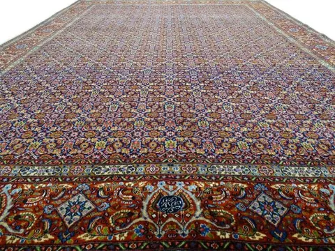 Gesigneerde Moud - Cleaned Carpet - 406 cm - 286 cm