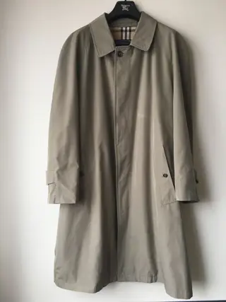 Burberrys Trenchcoat