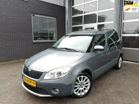 Skoda Roomster 1.2 TSI Ambition | Airco | Trekhaak | Cruise Control | Parkeersensoren Achter