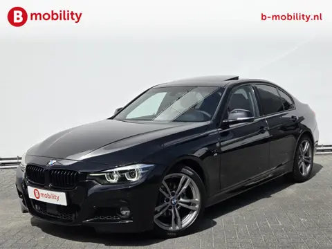 BMW 3-serie 320i High Executive M-Sport Schuif/Kanteldak Apple CarPlay | Achteruitrijcamera | Hifi |