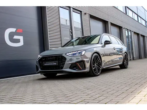 Audi A4 Avant 45 TFSI Quattro Edition One | Sportstoelen | Memory | Matrix | Top View Camera | Trekh