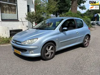 Peugeot 206 1.4-16V XS