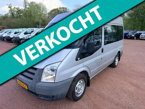 Ford Transit 300S 2.2 TDCI L1H2 Rolstoelbus / Rolstoelauto / Minder valide / Rolstoellift
