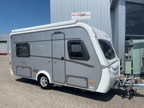 Eriba Nova Light 465 Mover/Thule luifel