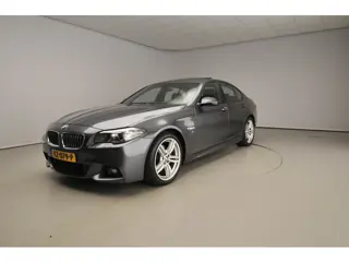 BMW 5 Serie Sedan 520i M Sportpakket / Leder / Schuifdak / HIFI / Navigatie professional / Alu wiele