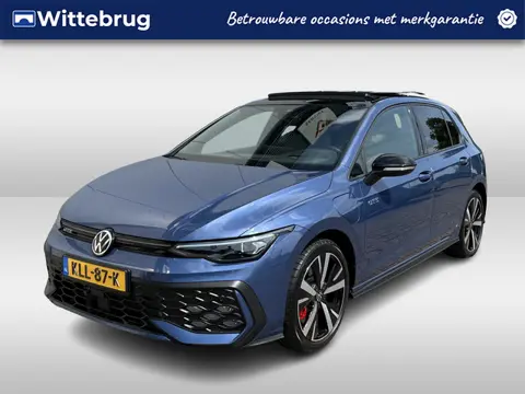 Volkswagen Golf 1.5 eHybrid GTE / AUTOMAAT/ FABRIEKSGARANTIE TM 07-2030/ 272PK/ PANO/ TREKHAAK/ DCC/