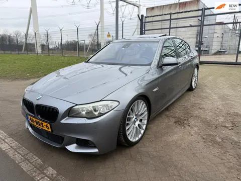 BMW 5-serie F10 535i | Full Options | 360 | | HUD | SOFTCLOSE |