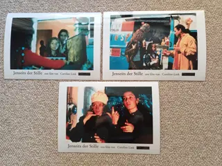 JENSEITS DER STILLE lobbycard set.