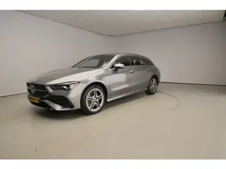 Mercedes-Benz CLA-klasse Shooting Brake 250 e AMG Line | Trekhaak | Elek. stoelen |  Stoelverwarming