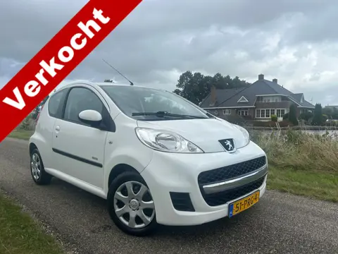 Peugeot 107 1.0-12V Millesim 200 Airco / Toerenteller / Zeer nette staat!