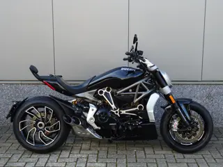 Ducati X DIAVEL S (bj 2016)