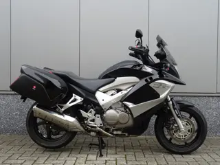 Honda VFR 800 X C-ABS CROSSRUNNER (bj 2012)