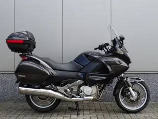Honda NT 700 V DEAUVILLE ABS (bj 2008)