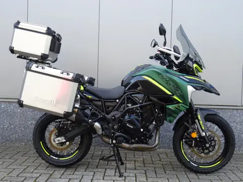 Benelli TRK 702 X (bj 2024)