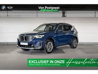 BMW iX1 eDrive20 Pure Edition 67 kWh | Driving Assistant | Trekhaak | Huisselectie
