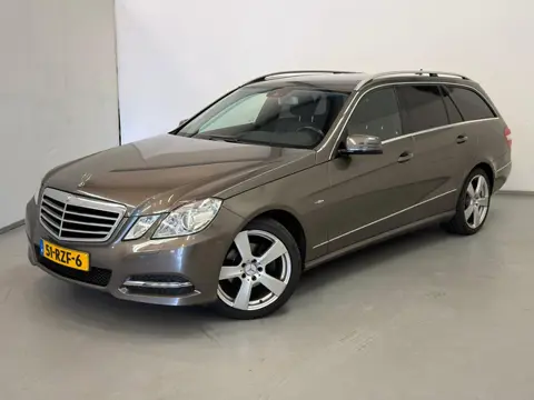 Mercedes-Benz E-klasse Estate 200 CGI Avantgarde / Schade / Standkachel