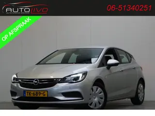Opel Astra 1.6 CDTI Online Edition NAVI PDC CRUISE AC etc.