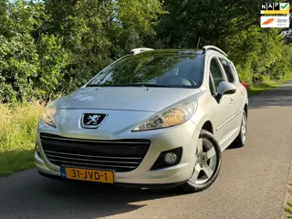 Peugeot 207 SW 1.6 VTi Première | Pano + Cruise + Trekhaak Nu € 1.750,-!!!