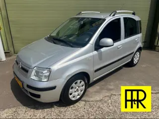 FIAT PANDA 1.2 Sempre trekhaak airco 