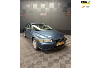 Volvo S60 2.4 Edition II | Airco | Leder | PDC |