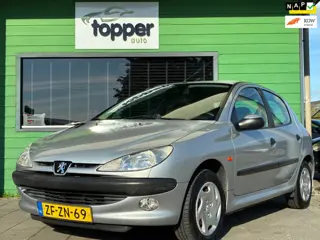 Peugeot 206 1.4 Gentry|Automaat|Airco|PDC|Lage KM|NAP