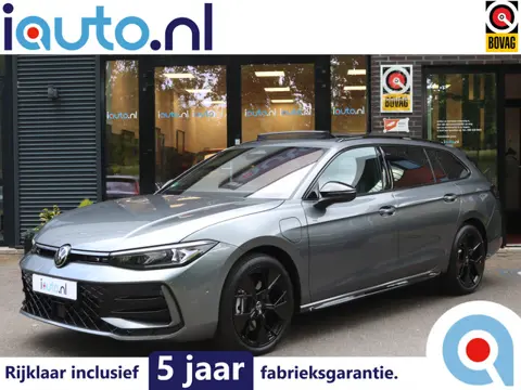 Volkswagen Passat Variant 1.5 eHybrid 272PK R-Line Black Style Leder/Pano/IQ.Light/360/Headup/HK/Nav