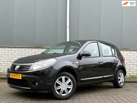 Dacia Sandero 1.2 Blackline-Airco-NWE distributieriem+koppeling