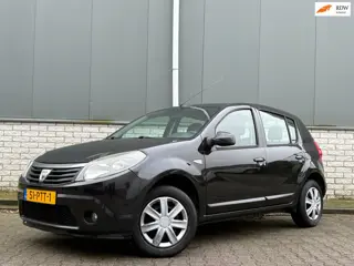 Dacia Sandero 1.2 Blackline-Airco-NWE distributieriem+koppeling
