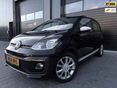 Volkswagen UP! 1.0 BMT high up!|CLUB uitv|Stoel verw|LMV|Bluetooth|1e eig|Dealer onderhouden|5 deurs