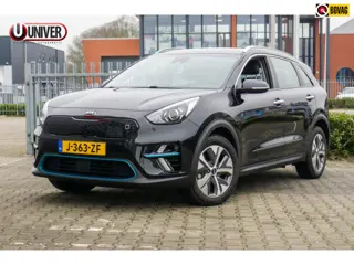 Kia E-Niro DynamicLine 64 kWh CAMRA/CARPLAY/STOELVERW/STUURVERW