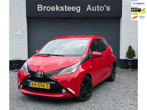 Toyota Aygo 1.0 VVT-i x-play