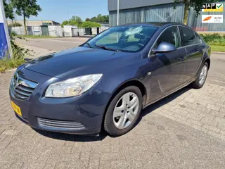Opel Insignia 1.6 Edition, Apk, Nap, VANDALISME SCHADE, Inruil mogelijk.