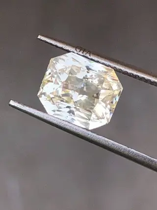 1 pcs Geel Saffier - 7.30 ct